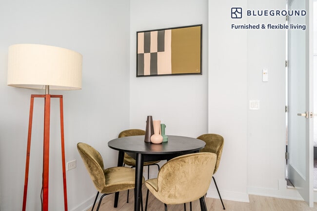 Photo - 188 N Wells St Unit FL2-ID1234