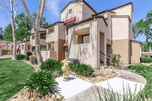 Photo - Avery at TownCentre