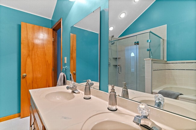 Photo - 2422 Cedar Crest Dr Unit SI FL2-ID1397952P