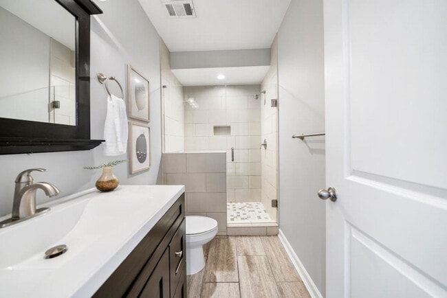 Photo - 2201 Reading Rd Unit ID1056114P