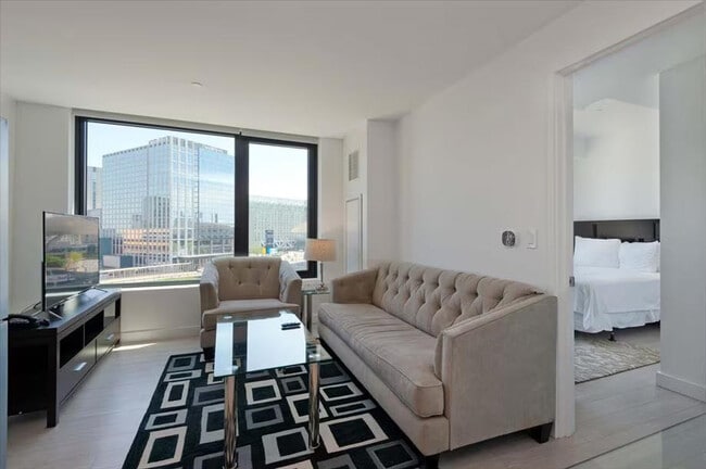 Building Photo - 410 Summer St Unit SI ID1330739P