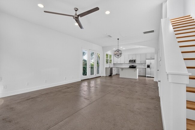 Photo - 617 Eastboro Dr