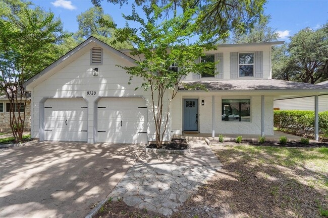 Building Photo - 9730 Anderson Village Dr