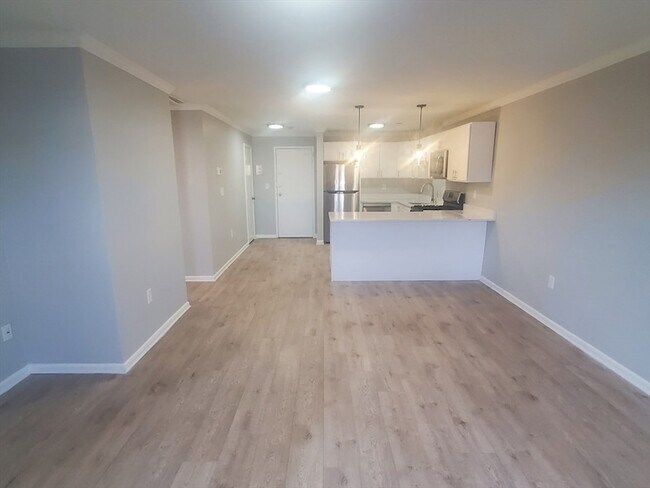 Photo - 55 David Terrace Unit 23