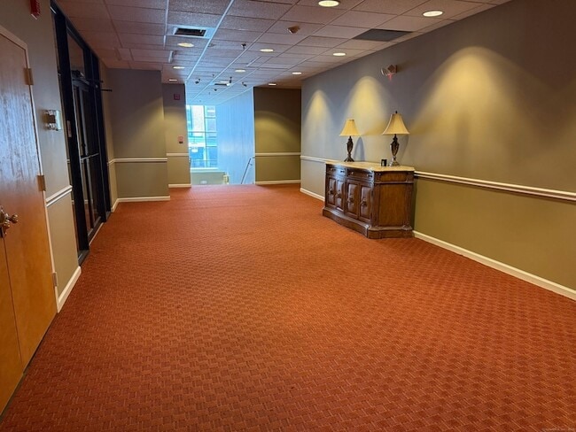 Photo - 84 Wall Street