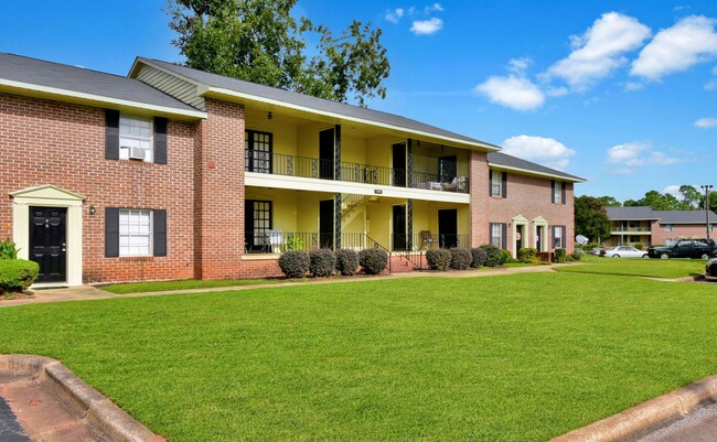 Photo - Shoreham Apartments