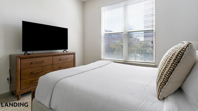 Photo - 1711 Caroline St Unit 324
