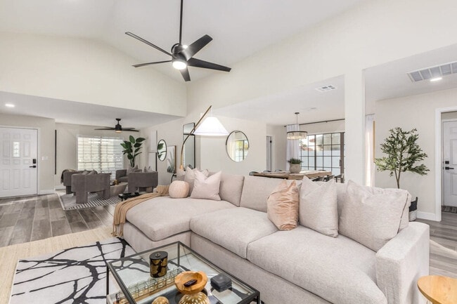 Building Photo - 5108 E Janice Wy Unit SI ID1558592P