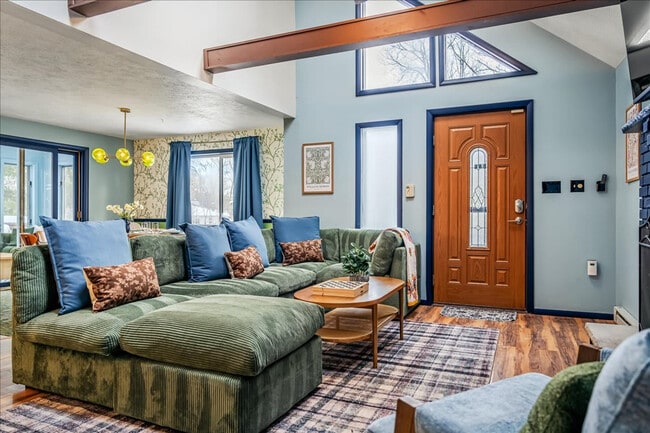 Photo - 157 Seminole Trail Unit SI ID1461433P