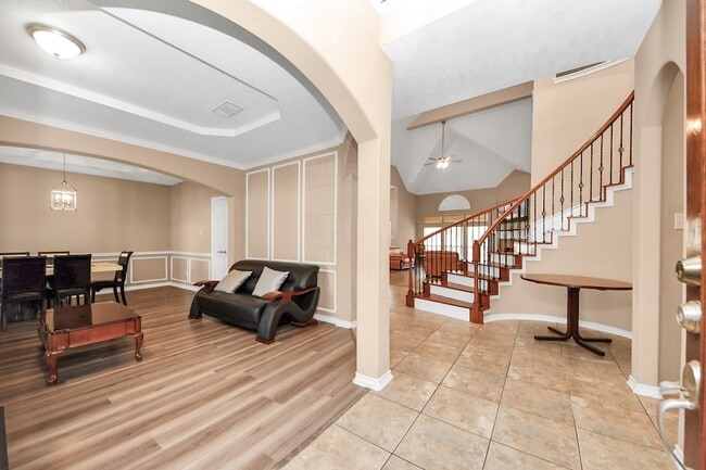 Photo - 706 River Delta Ln