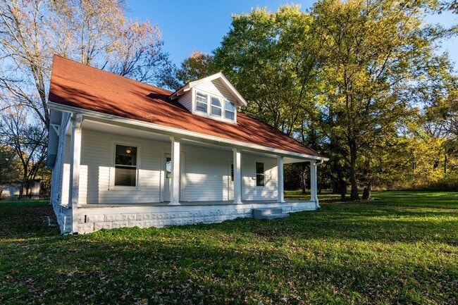 Building Photo - 1809 Cairo Bend Rd