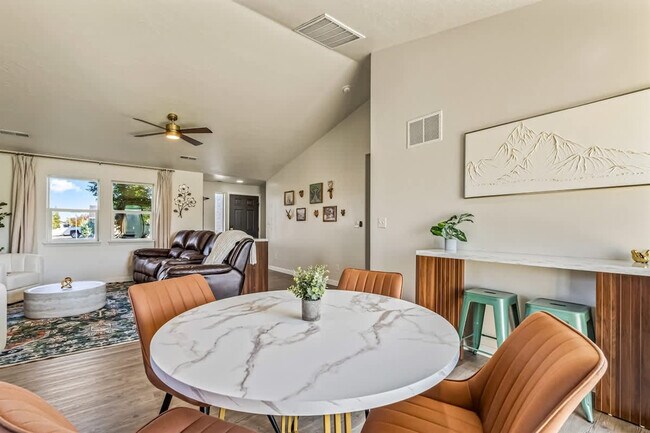 Photo - 103 N Voyage Ave Unit SI ID1460921P