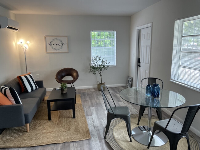 Building Photo - 2635 SW 24th Ave Unit ID1056529P