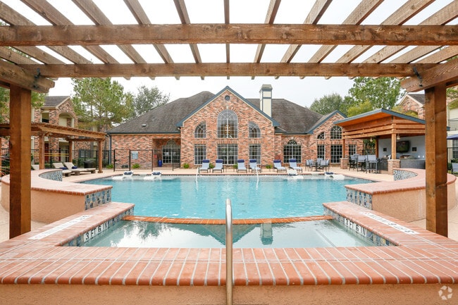 Building Photo - Aston at Cinco Ranch