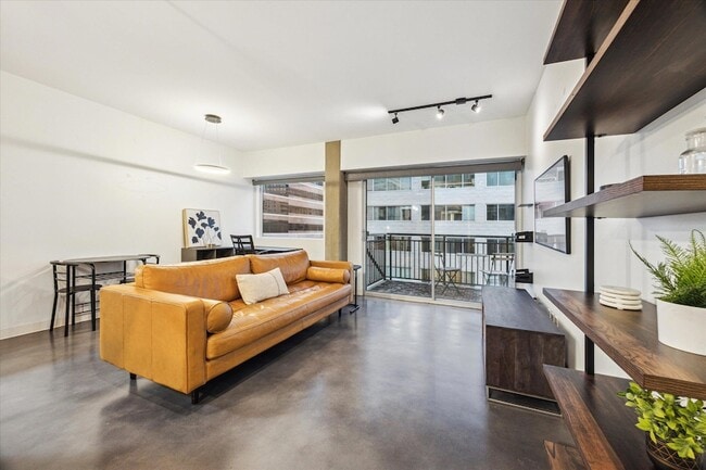 Photo - 800 Brazos St Unit 1002