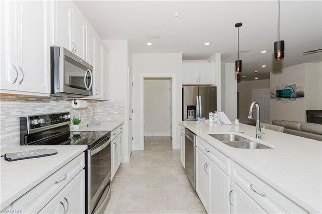 Photo - 5697 Mayflower Way