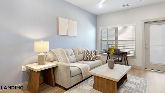 Building Photo - 3751 Heritage Towne Blvd. Unit 3211