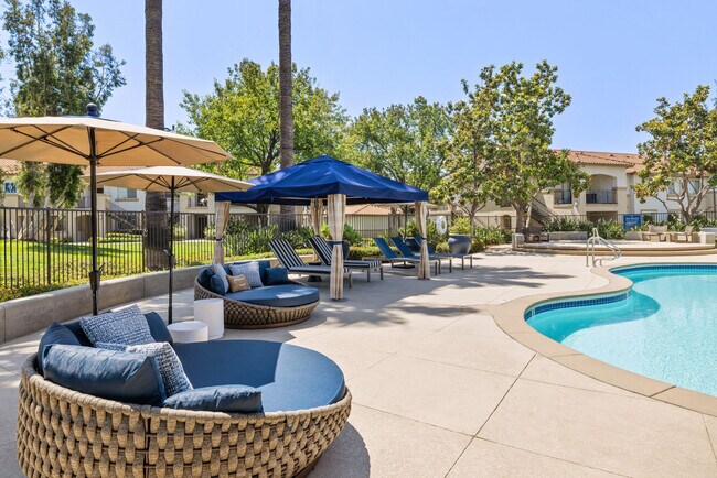 Mission Grove Park apartments — community photo - Mission Grove Park