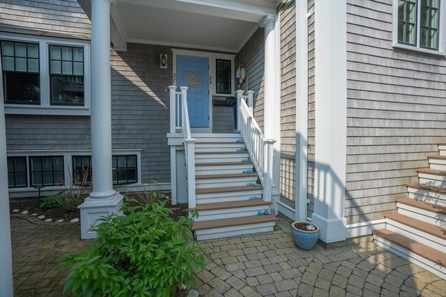 Photo - 27 Brewster St Unit 27