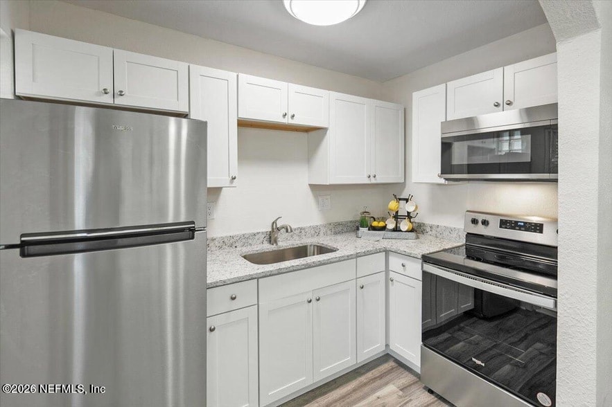 Photo - 93 Lewis St