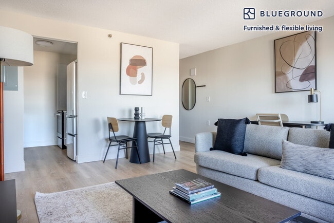 Photo - 270 Babcock St Unit FL18-ID821