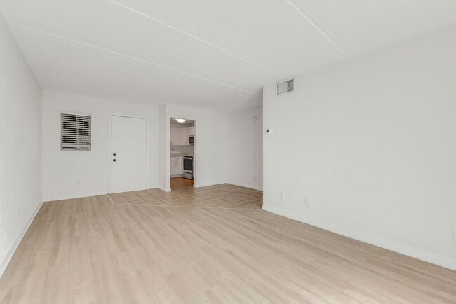 Photo - Riverside at South Daytona