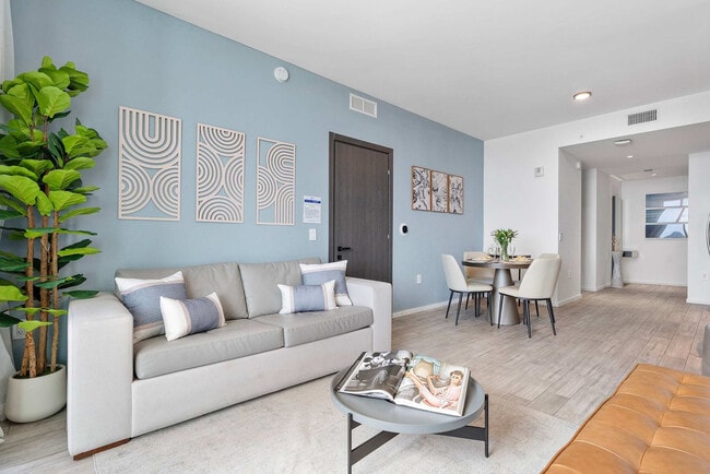 Photo - 398 NE 5th St Unit ID1240683P