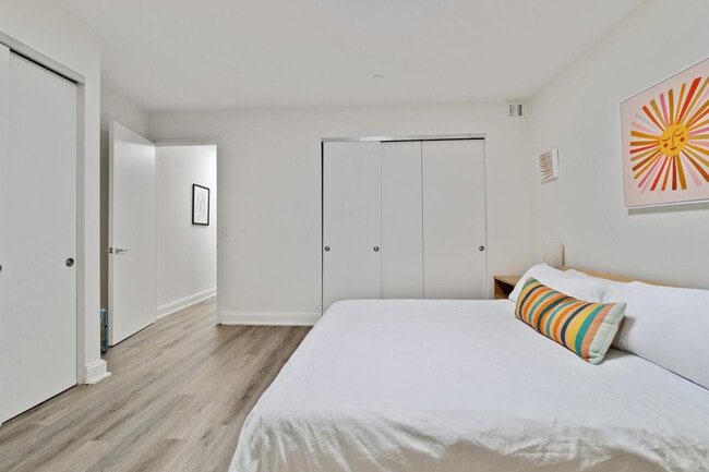 Photo - 10 Hanover Square Unit SI FL14-ID337559P