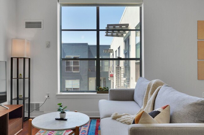 Photo - 355 Berry St Unit SI FL5-ID1520962P