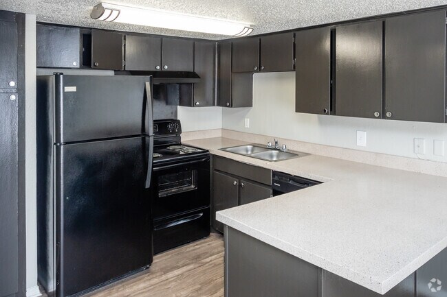 2BR,2.5BA-1374SF - Falls on Clearwood Apartments