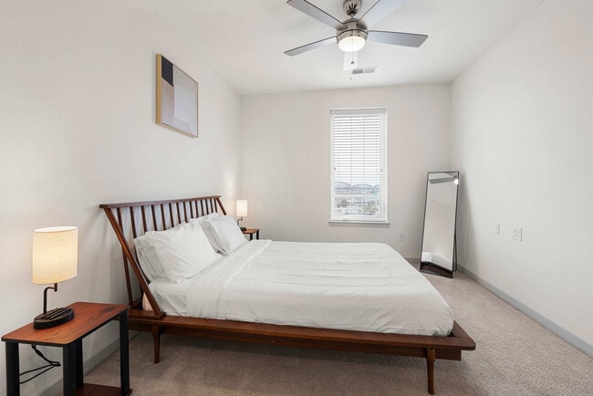 Photo - 633 E Main St Unit ID1031628P