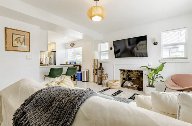 Building Photo - 419 S C St Unit ID1065704P