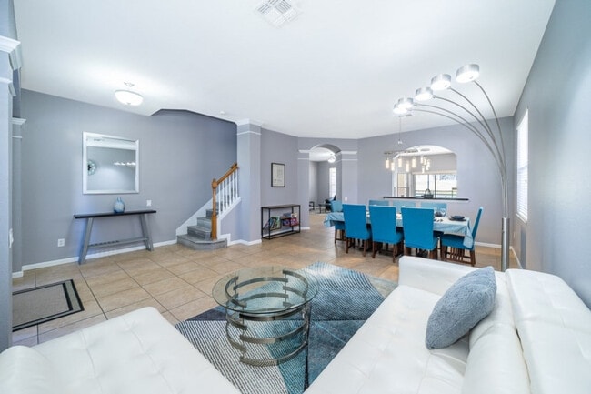 Photo - 2626 Daulby St Unit SI ID1622385P