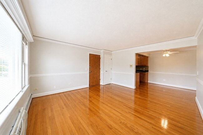 Photo - 4940 N Leonard Dr Unit 3B