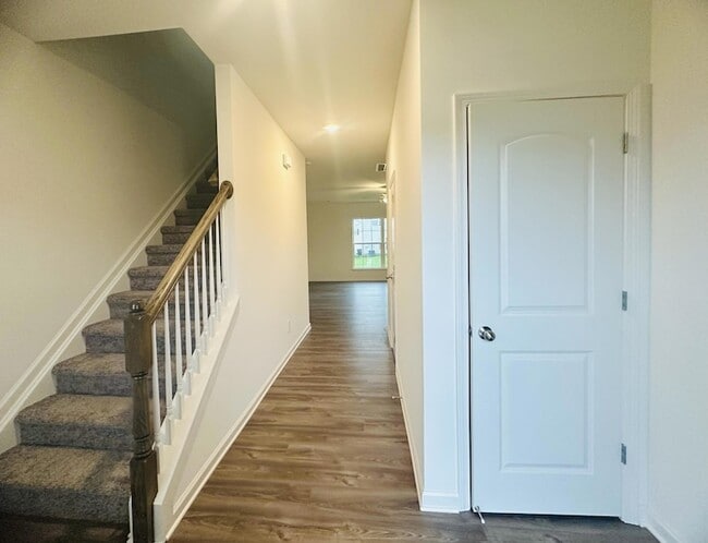 Photo - 2380 Geranium Ln