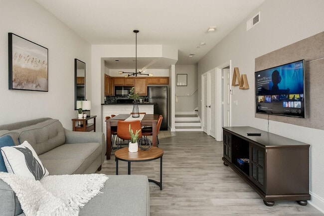 Building Photo - 2221 San Vittorino Cir Unit ID1222853P