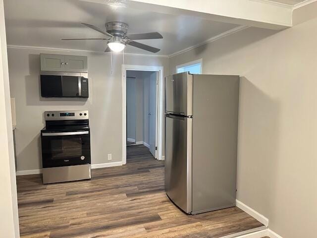 Photo - 4033 Pineview Dr NW
