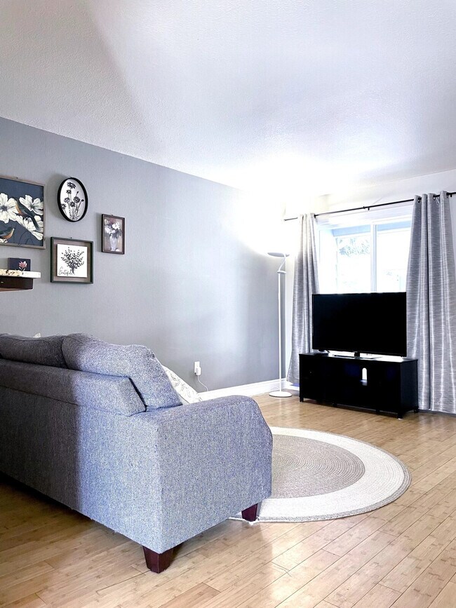 Photo - 243 W 13th Ave Unit ID1284535P