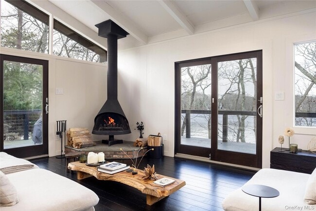 Photo - 15 Lake View Ct