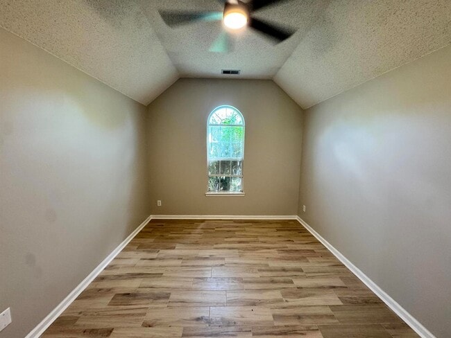 Photo - 6628 Whitten Grove Dr