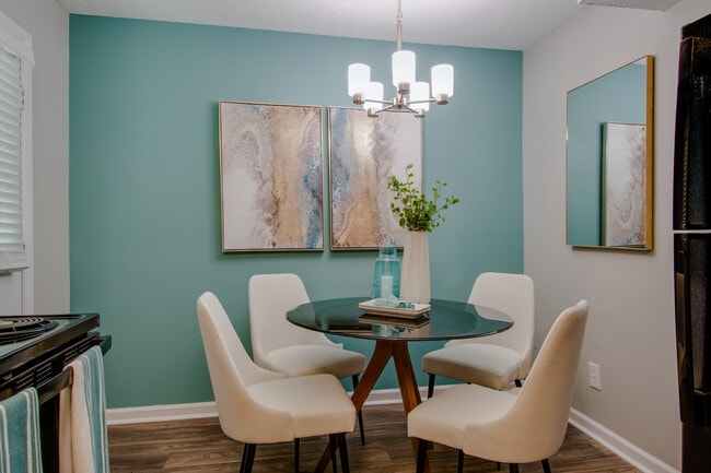 Photo - z-120125-The Stratton