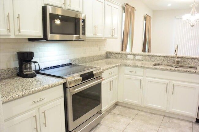 Photo - 1213 Grantham Dr