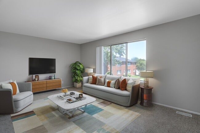 Photo - Maple Grove Apartments