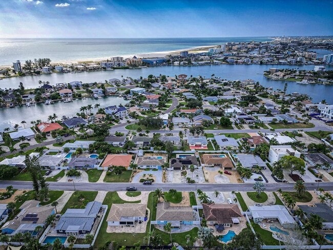 Photo - 10133 4th St E