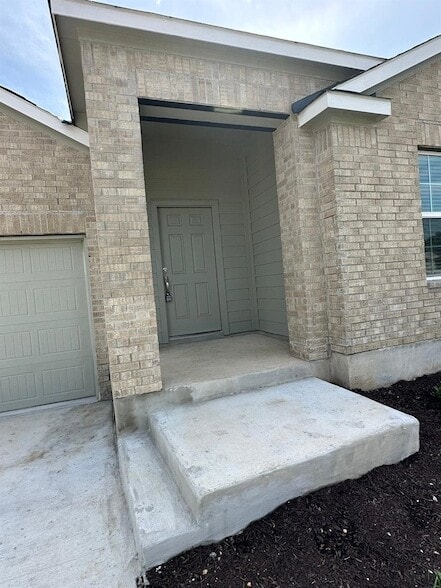Photo - 195 Otter Rd