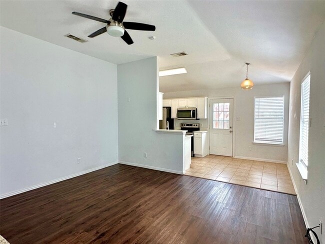 Photo - 4924 Mountain Ridge Ln