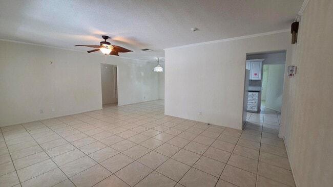 Photo - 7002 NW 71st Ave