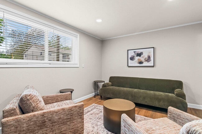 Building Photo - 2309 Cherry Hills Dr Unit SI FL1-ID1553497P