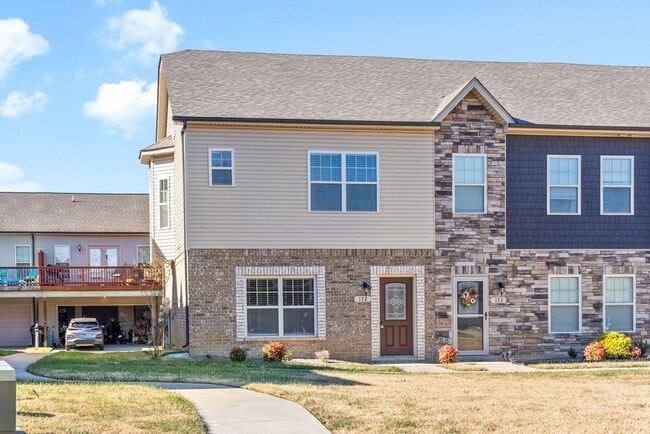 Photo - 172 Dundee Dr