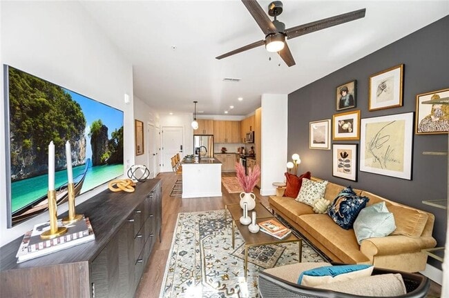 Photo - 2300 Margot St